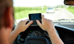 Our Lutz distracted driving lawyers can help with car accidents.