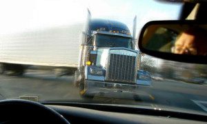 Contact our Tampa Truck Accident Lawyers after crashes caused by unsafe wide turns